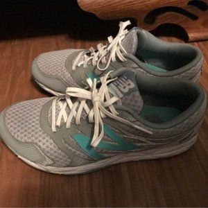New Balance running shoes size 7 1/2